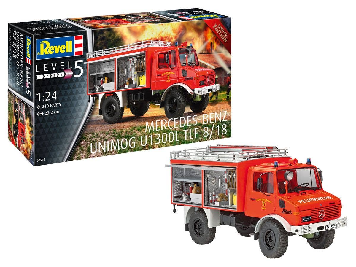 Revell FIRETRUCK 消防車 1/25 Revell 1/25 Model Kit Peterbilt Firetruck Semi Tractor 07529