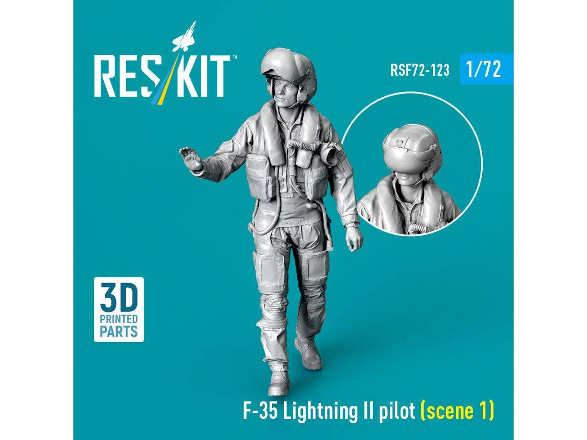 1/72 F-35 パイロット 立姿勢1
