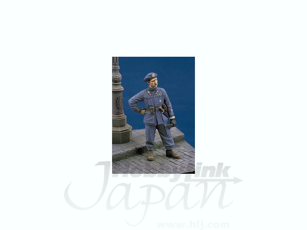 1/35 イタリア軍オフィサー「Btg. Azzurro]WWII（ベース付）