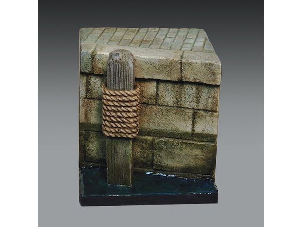 1/35 Stone dock section (1/35-32 scale)