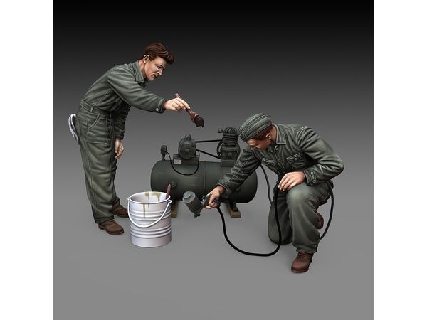 1/48 Soldiers painting