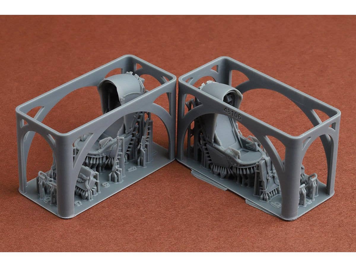 1/48 B-58 ハスラー 爆撃手/航空士 & 防御兵装手用スタンレー脱出カプセル (2個入り) (モノグラム用)