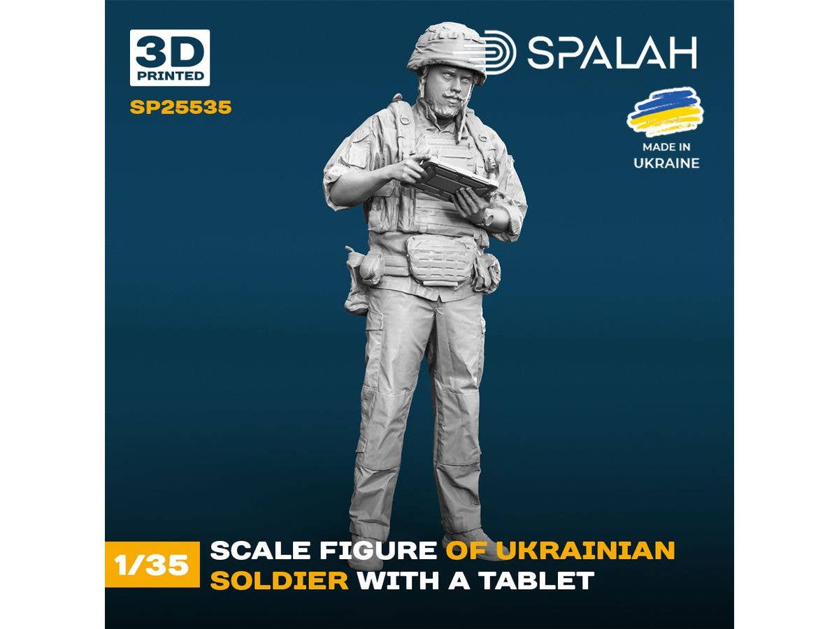 1/35 ウクライナ兵w/タブレット