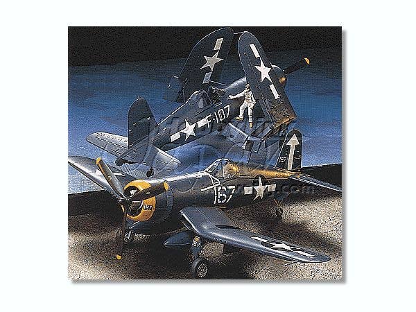 1/48 コルセア F4U-1D