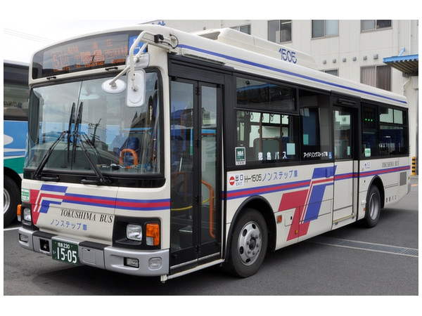 1/80 全国バス: JH013 徳島バス