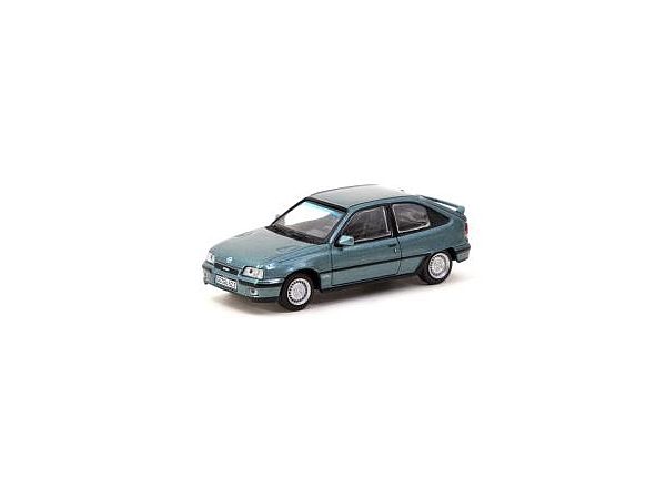 1/64 Opel Kadett Gsi Green Metallic