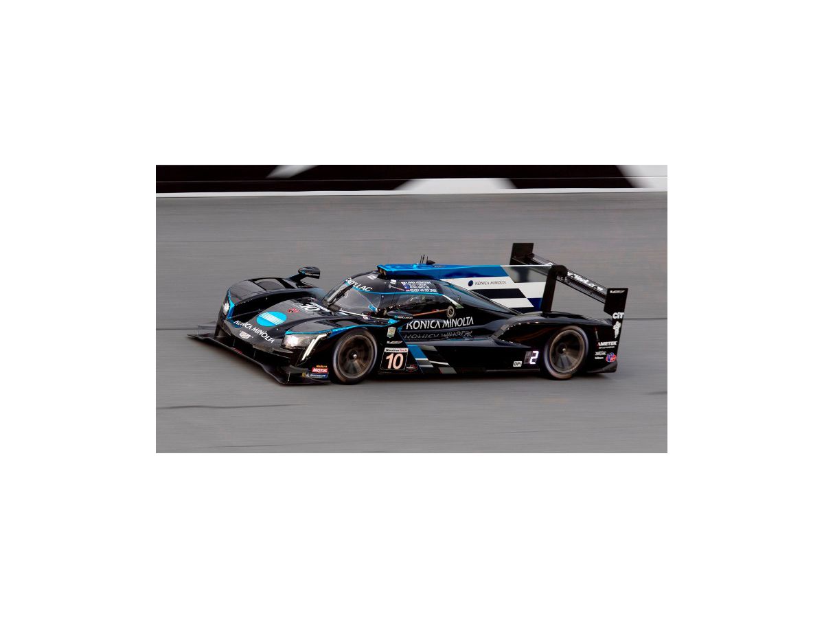 1/18 キャデラック DPi-V.R コニカ ミノルタ キャデラック デイトナ24時間 2020 優勝車 #10