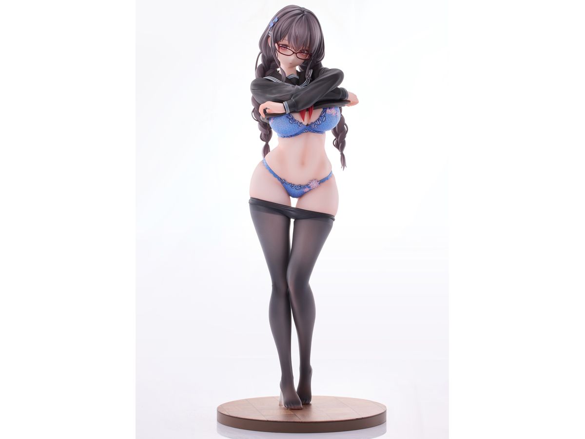1/6 体育授業を受けたくないギャップ眼鏡娘