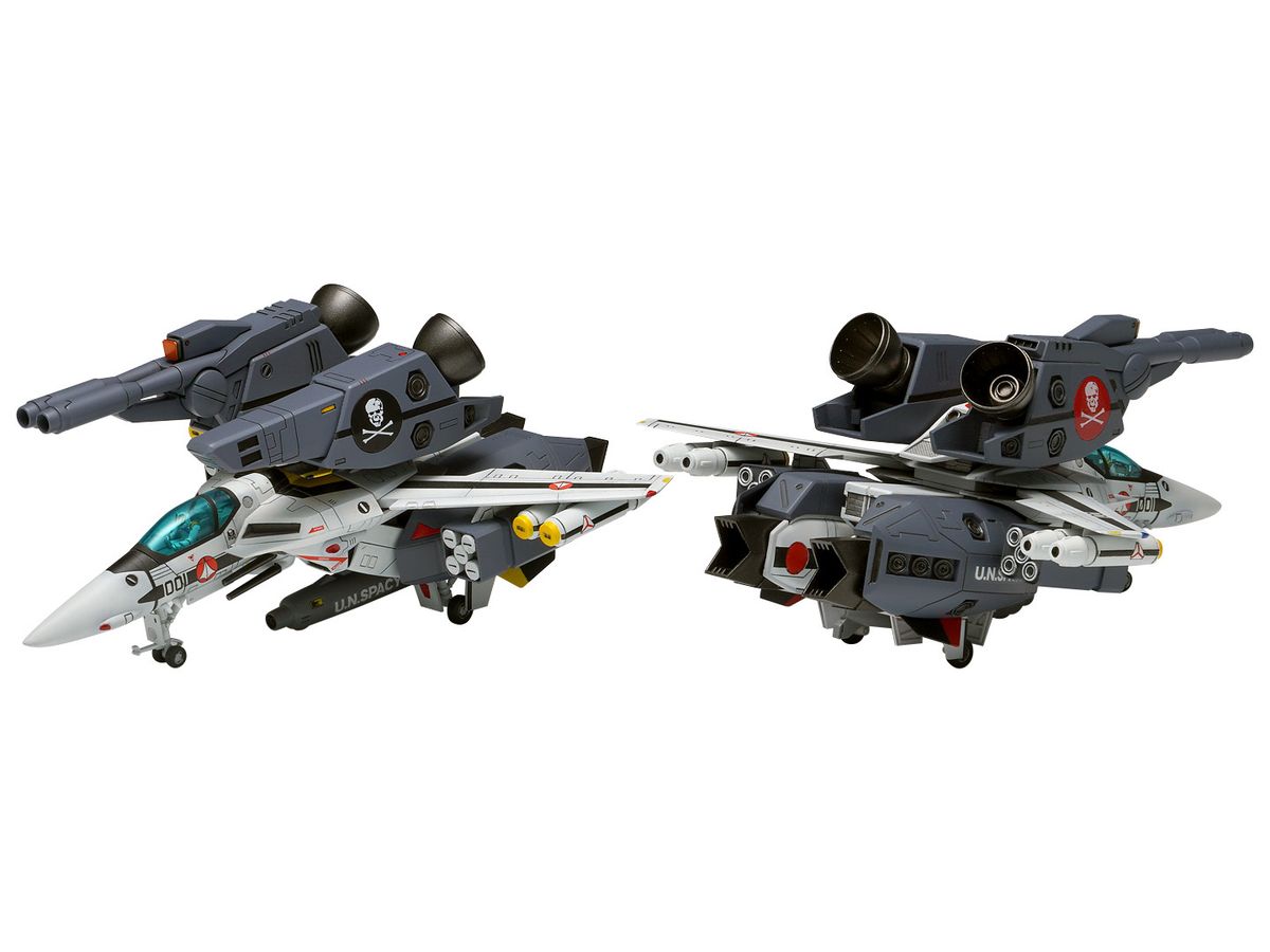 1/100 VF-1S ストライクバルキリー[ファイター]一条輝 機、ロイ・フォッカー 機