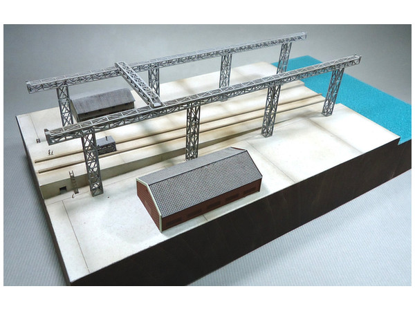 1/700 四号船台（MDF、Ｇケント等複合）