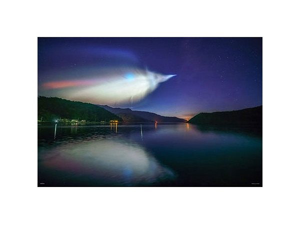 宇宙への飛翔(鹿児島)‐イプシロンロケットの発光雲‐ 1000ピース (50 x 75cm)